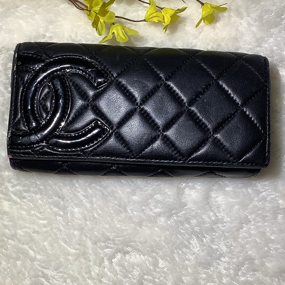 Vintage CHANEL Black Quilted Wallet  Good Condition - Picture 2 of 16
